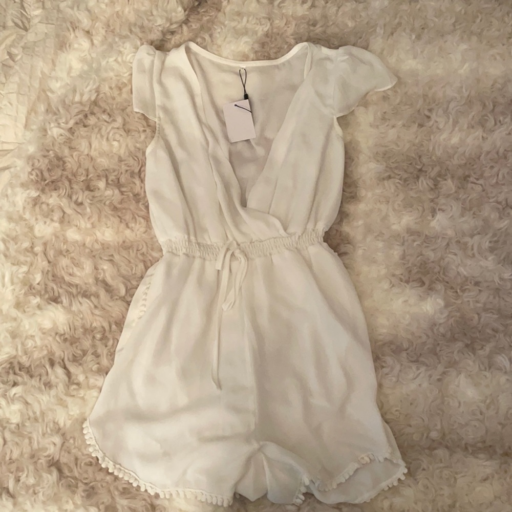 White romper, size small, never worn!